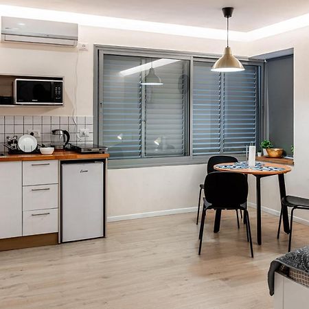 City Center Family Relax Apartment 네타니아 외부 사진
