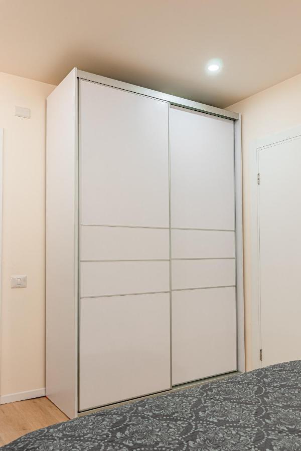 City Center Family Relax Apartment 네타니아 외부 사진